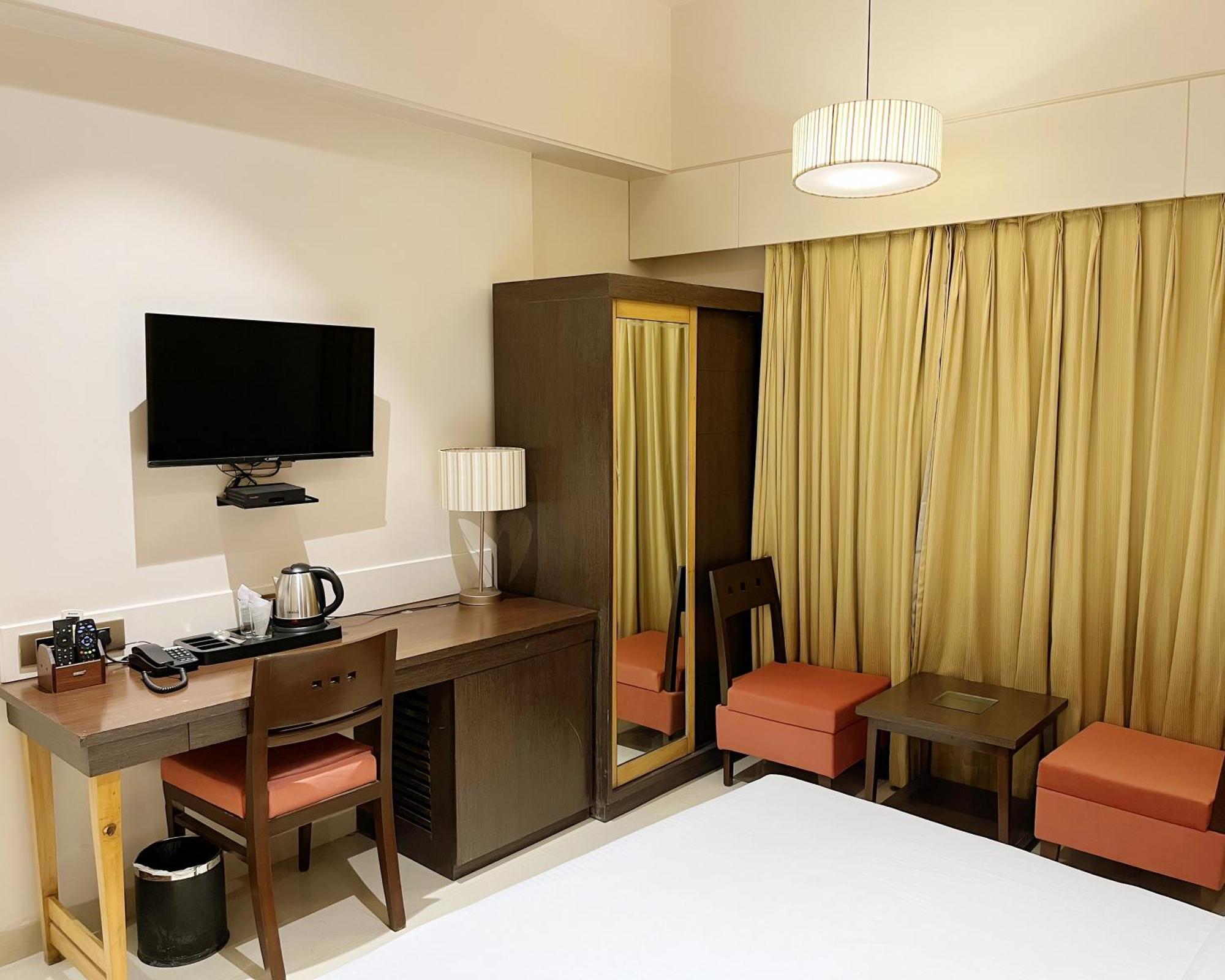 Hotel Sadanand Regency Pimpri-Chinchwad Exteriér fotografie