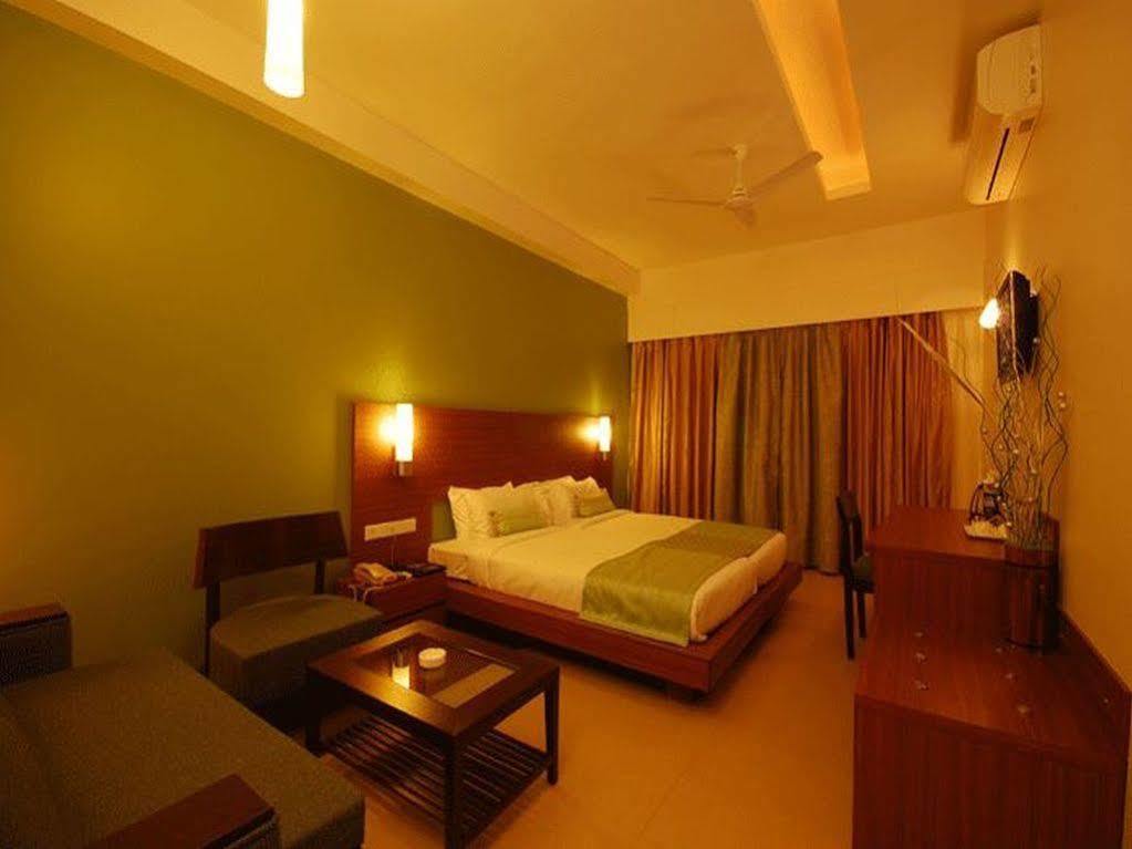 Hotel Sadanand Regency Pimpri-Chinchwad Exteriér fotografie