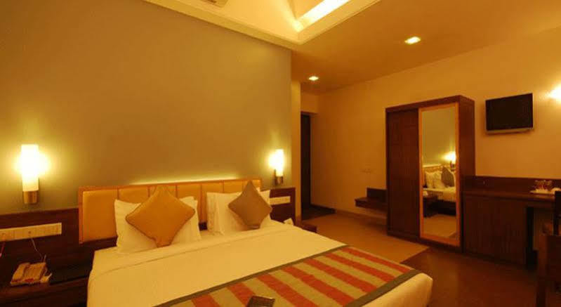 Hotel Sadanand Regency Pimpri-Chinchwad Exteriér fotografie