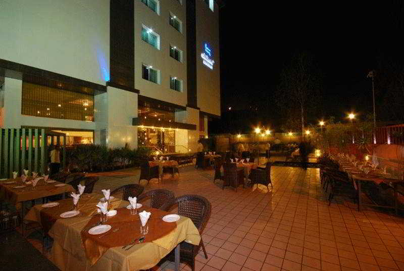 Hotel Sadanand Regency Pimpri-Chinchwad Exteriér fotografie